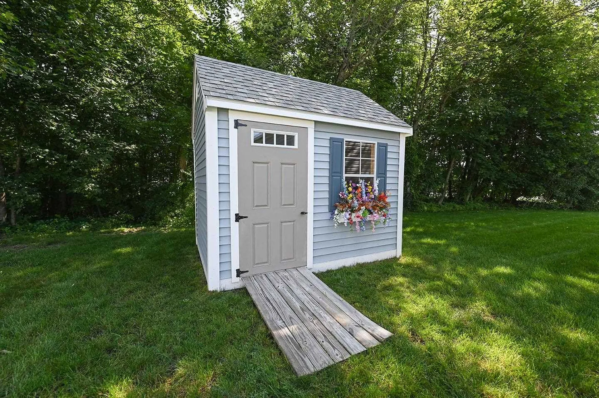 24 Meredith Drive Hampstead NH 03841