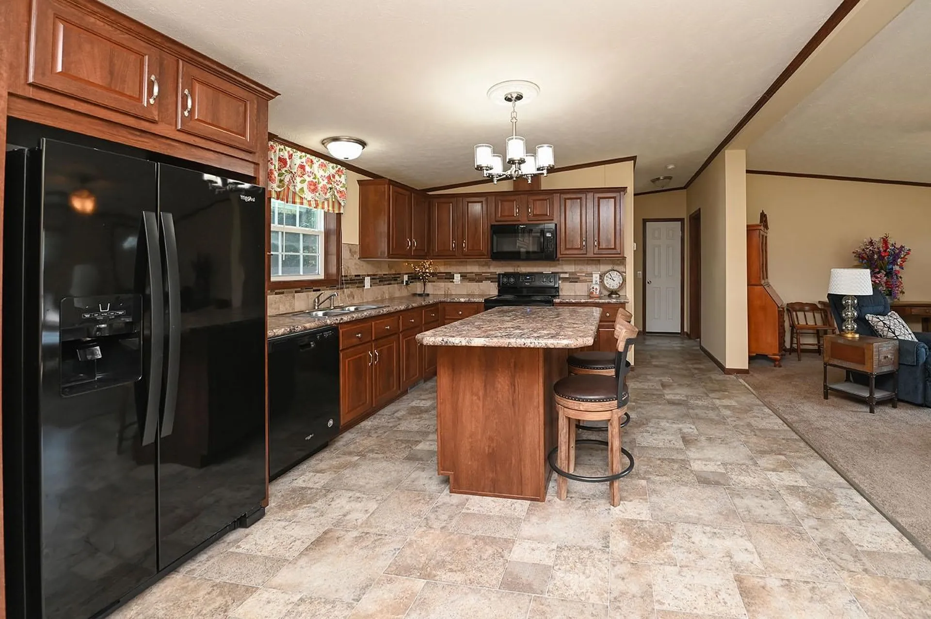 24 Meredith Drive Hampstead NH 03841