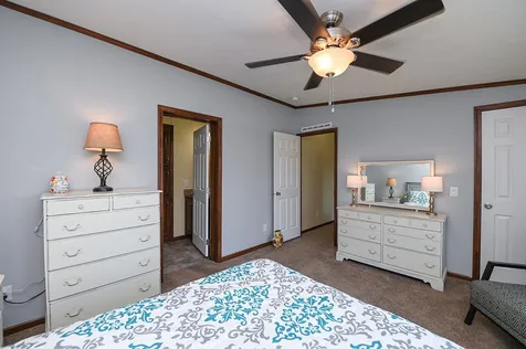 24 Meredith Drive Hampstead NH 03841