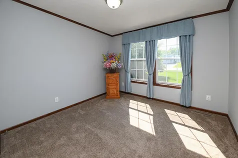 24 Meredith Drive Hampstead NH 03841