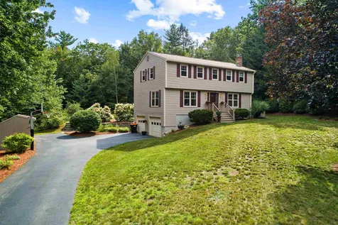 160 Buttonwood Drive Auburn NH 03032