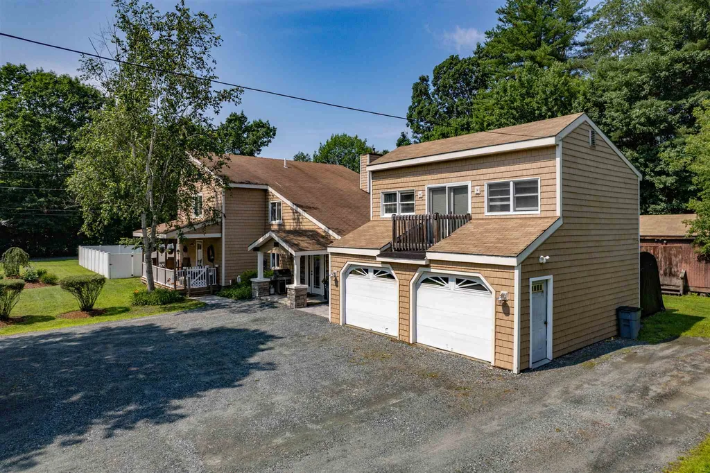 60 O'connell Court Hartford VT 05001
