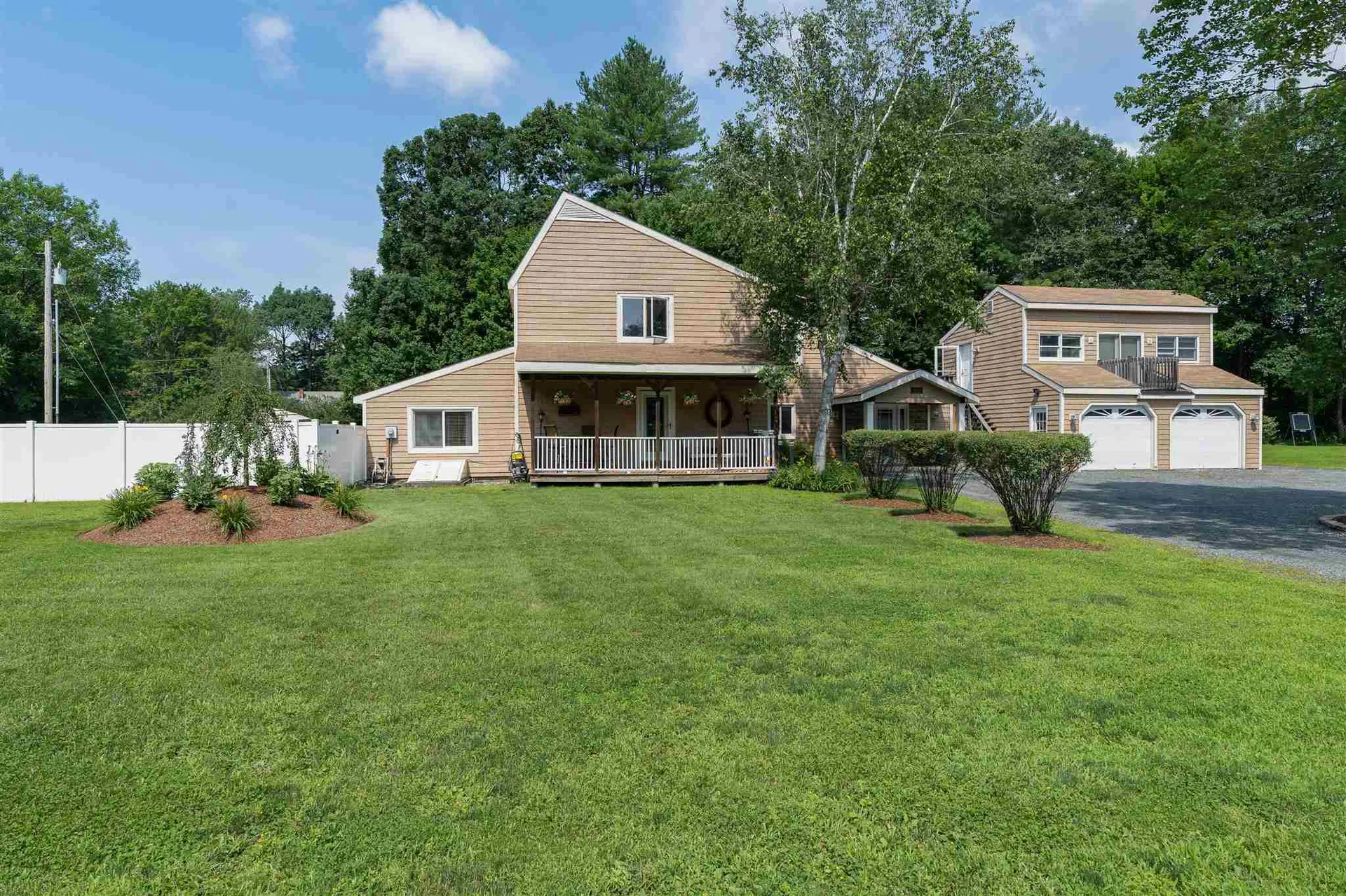 60 O'connell Court Hartford VT 05001