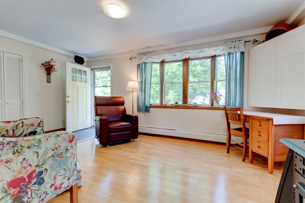 73 Deerfield Road Nottingham NH 03290