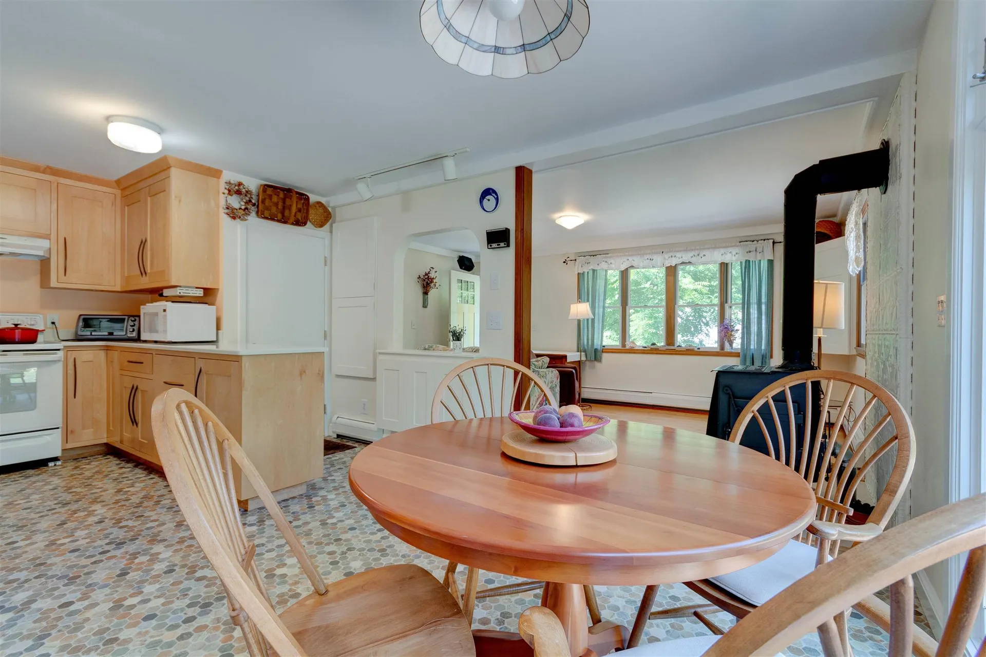 73 Deerfield Road Nottingham NH 03290