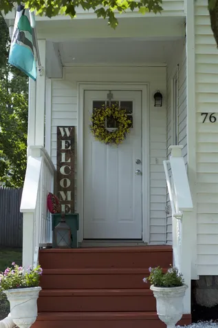 76 Collins Street Seabrook NH 03874