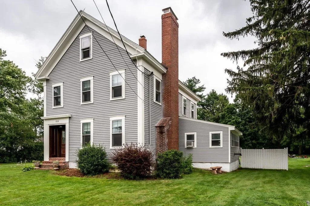 159 Main Street Kingston NH 03848