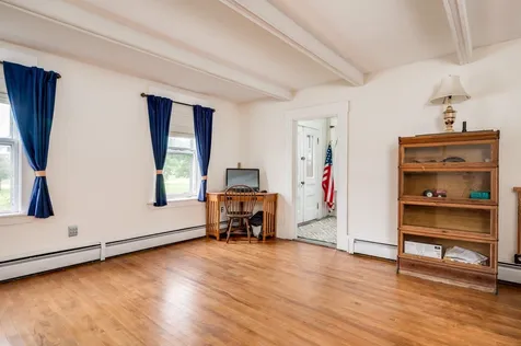 159 Main Street Kingston NH 03848