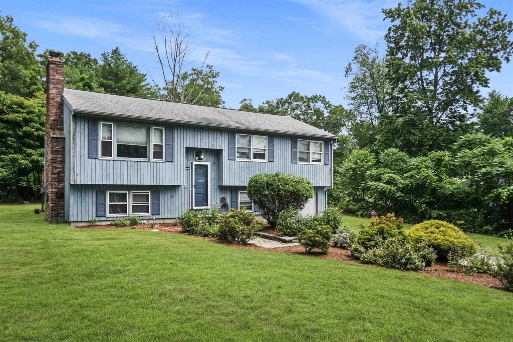 424 S Baboosic Lake Road Merrimack NH 03054