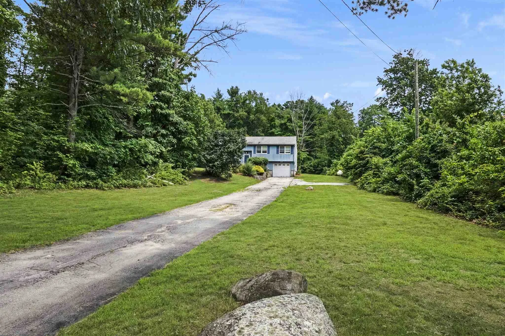 424 S Baboosic Lake Road Merrimack NH 03054