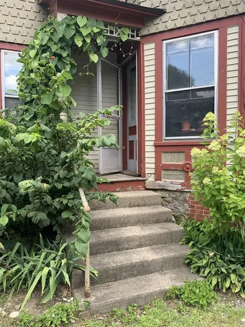 36 Mountain Street Bristol VT 05443
