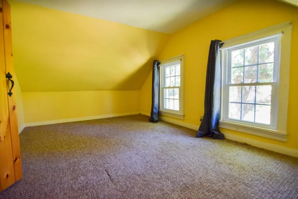 18 Gale Road Andover NH 03216