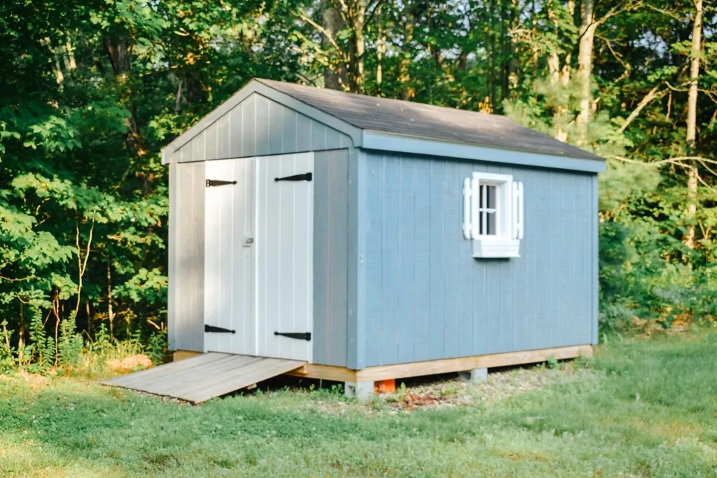 18 Gale Road Andover NH 03216