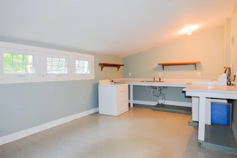18 Gale Road Andover NH 03216