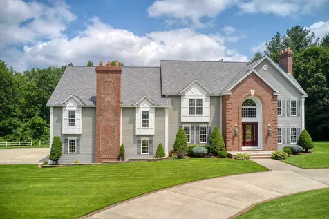 18 Kashmir Drive Salem NH 03079