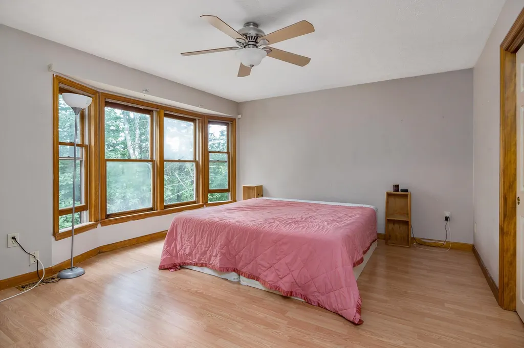 29 Coastal Way Greenland NH 03840
