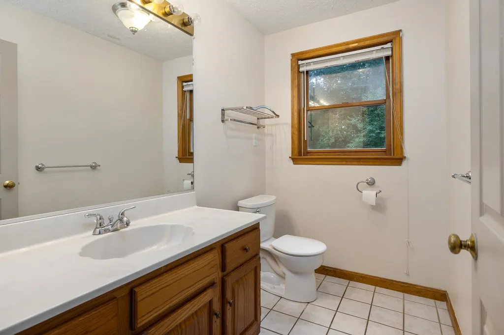 29 Coastal Way Greenland NH 03840