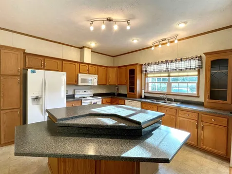 72 Kapper Drive Winchester NH 03470