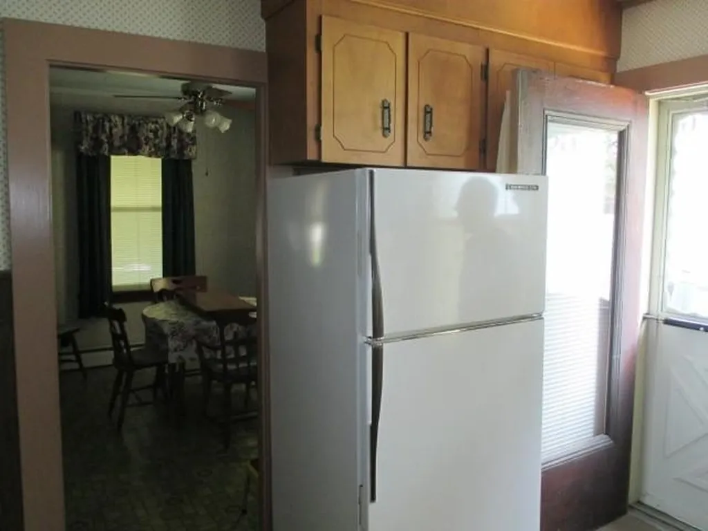 5 Glenwood Avenue Rochester NH 03867