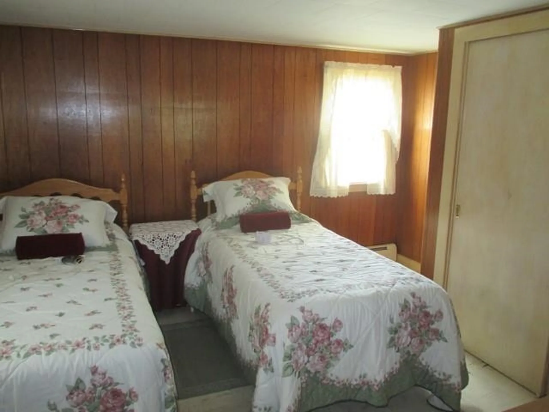 5 Glenwood Avenue Rochester NH 03867