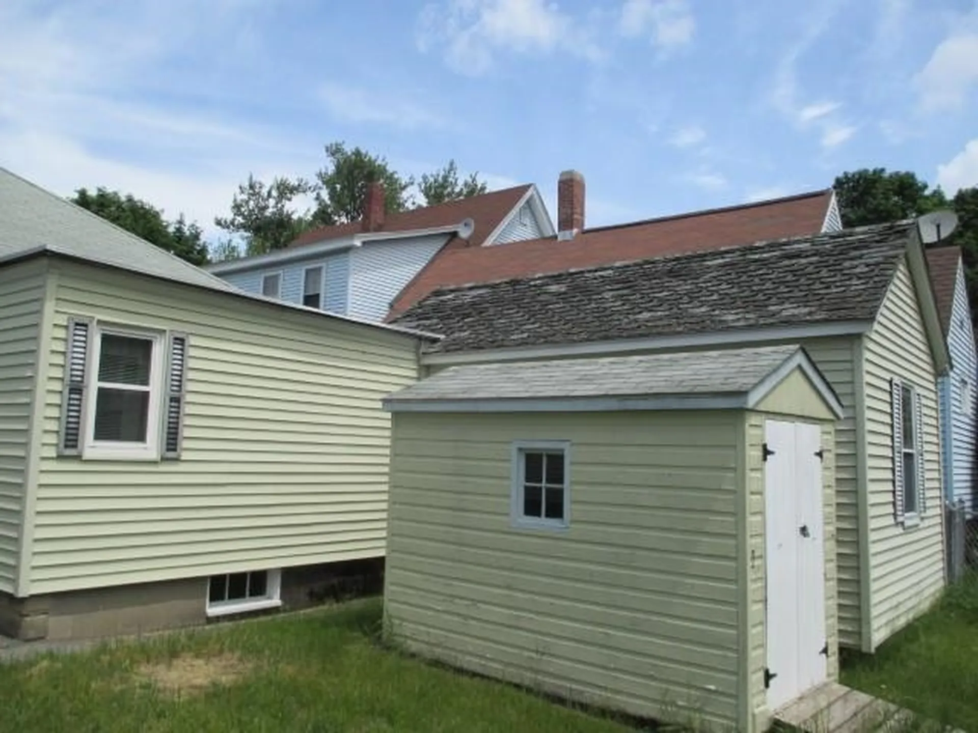 5 Glenwood Avenue Rochester NH 03867