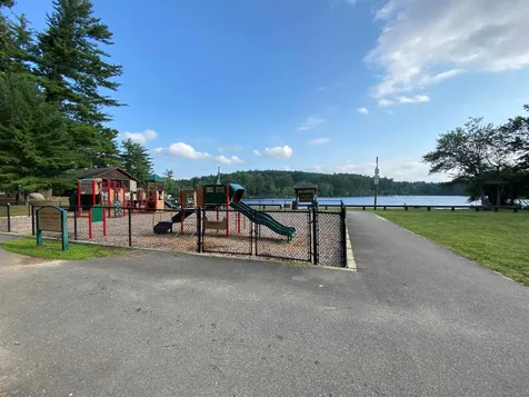 116 Thistle Way Manchester NH 03109