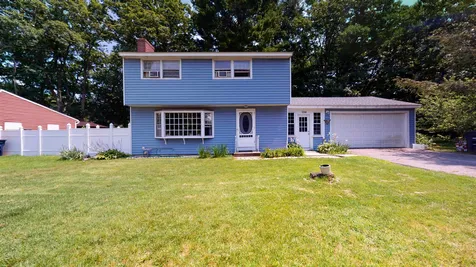 104 Appleside Drive Nashua NH 03060