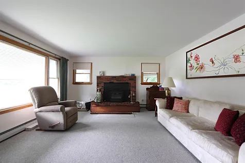 27 Crestwood Drive St. Johnsbury VT 05819