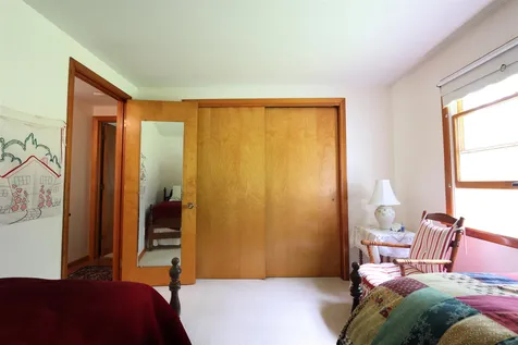 27 Crestwood Drive St. Johnsbury VT 05819