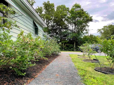 27 Crestwood Drive St. Johnsbury VT 05819