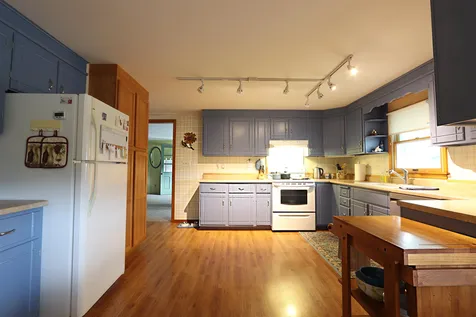 27 Crestwood Drive St. Johnsbury VT 05819