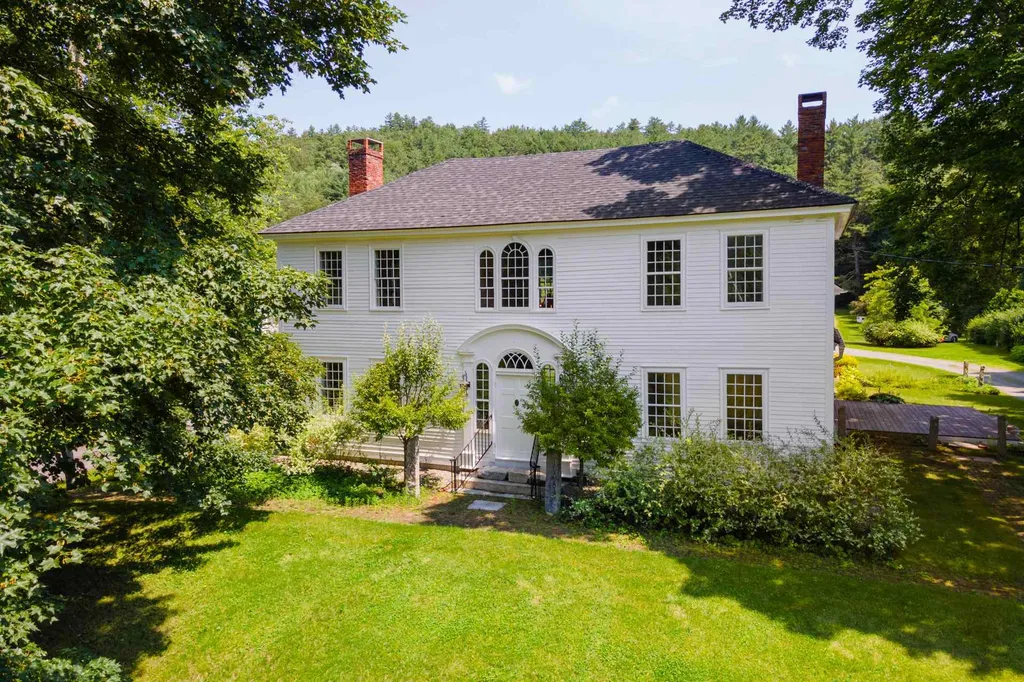 26 Morey House Drive Orford NH 03777