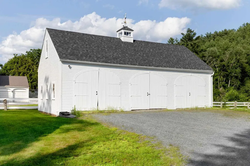 26 Morey House Drive Orford NH 03777