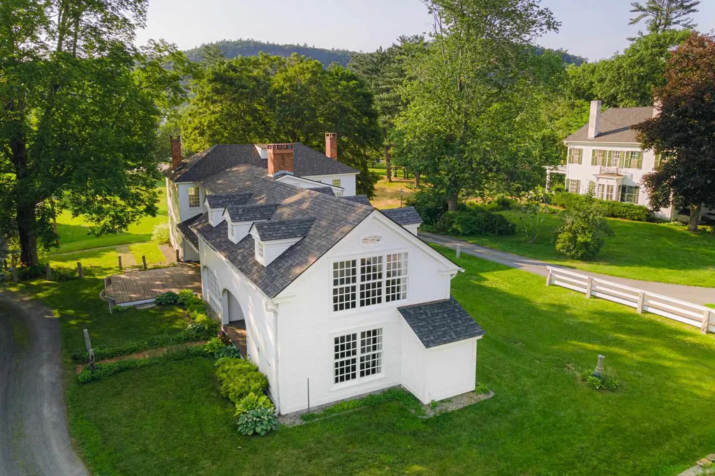 26 Morey House Drive Orford NH 03777