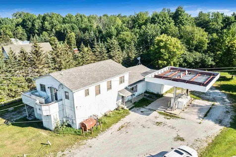 68 School Street Isle La Motte VT 05463