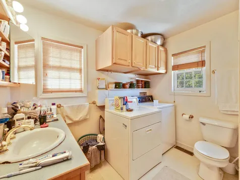 68 School Street Isle La Motte VT 05463