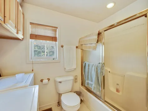 68 School Street Isle La Motte VT 05463