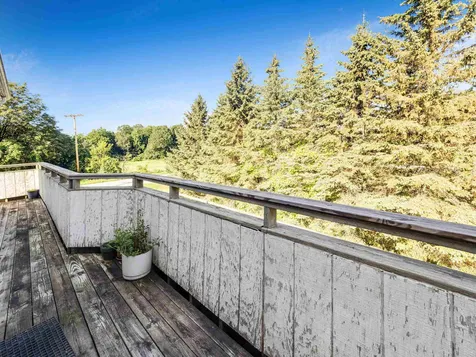 68 School Street Isle La Motte VT 05463