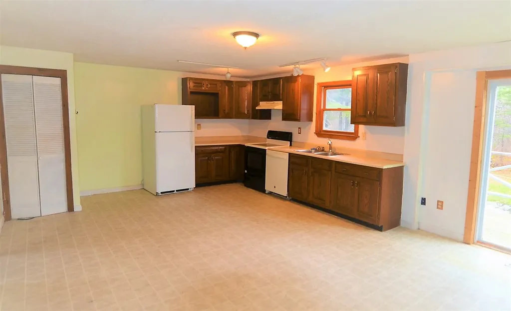 1005 John Stark Highway Newport NH 03773