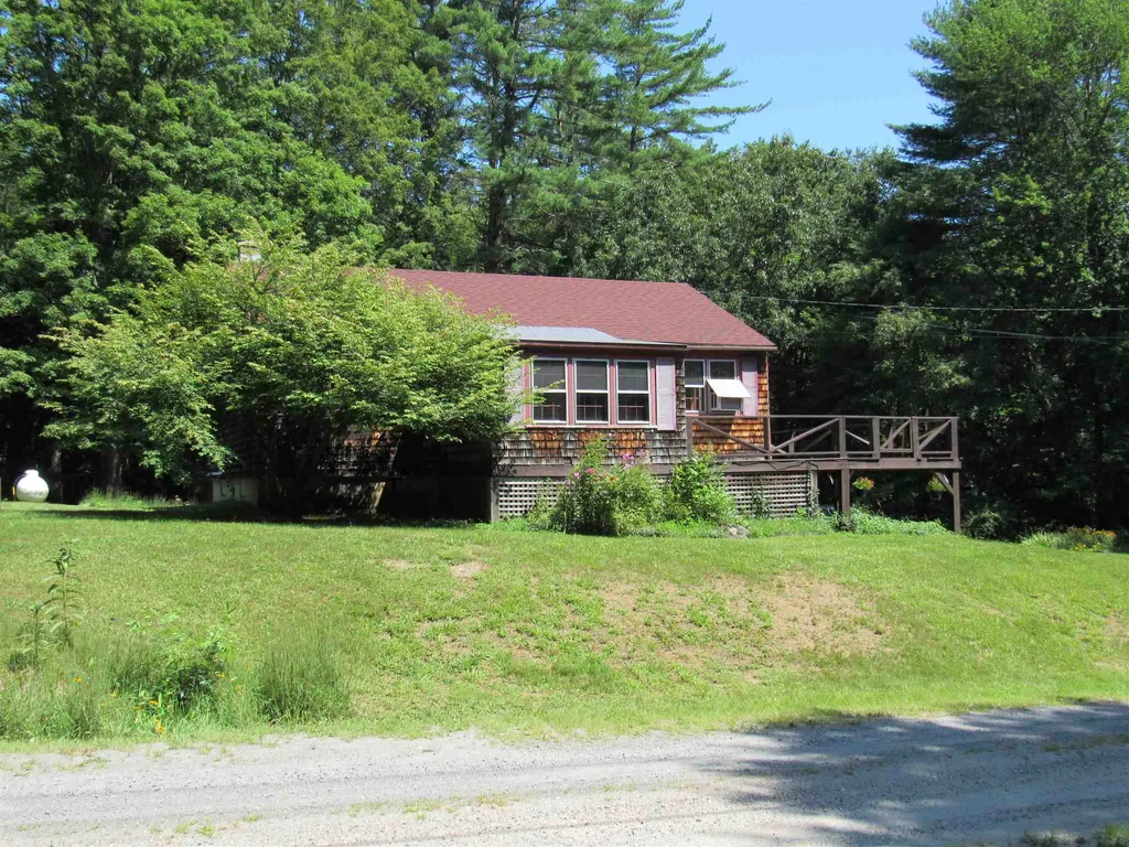 11 Lewis Road Swanzey NH 03446