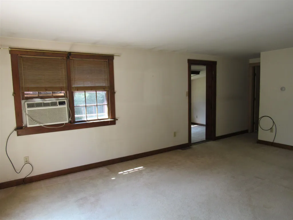 11 Lewis Road Swanzey NH 03446