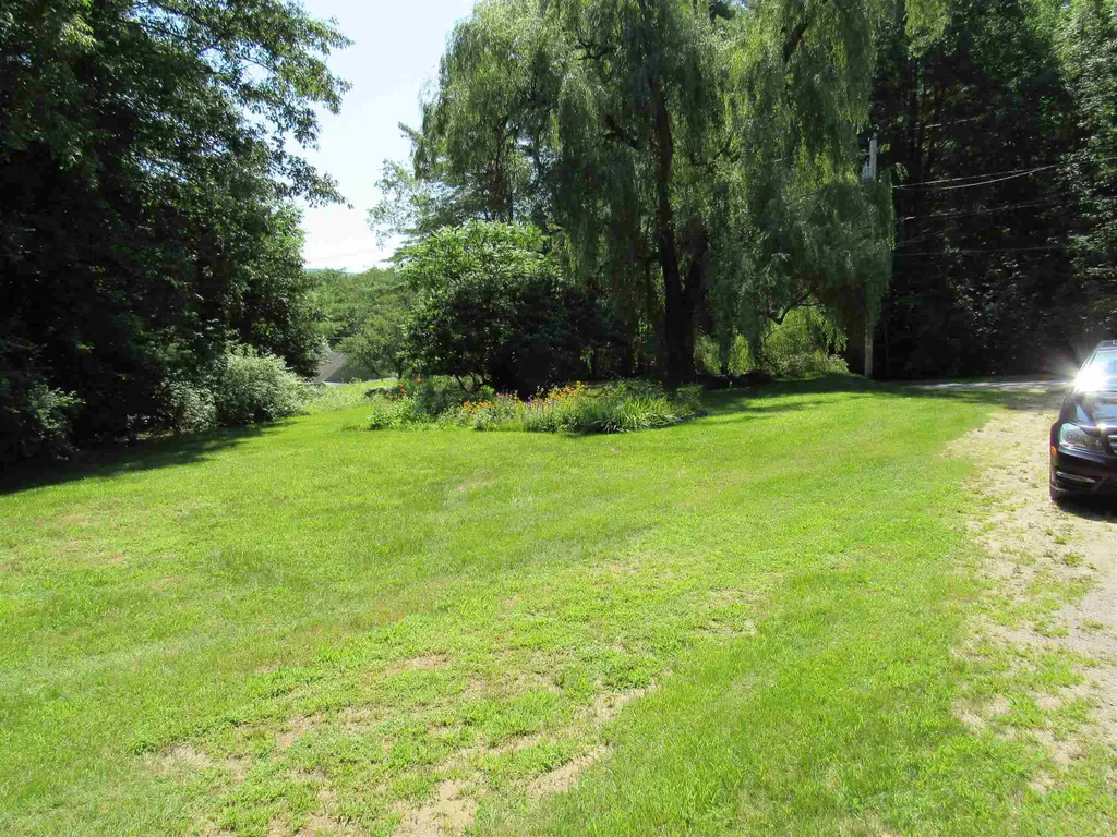 11 Lewis Road Swanzey NH 03446