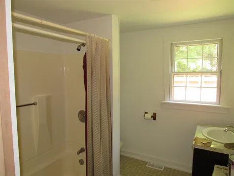 11 Lewis Road Swanzey NH 03446