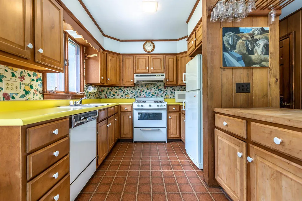 420 Greendale Road Weston VT 05161