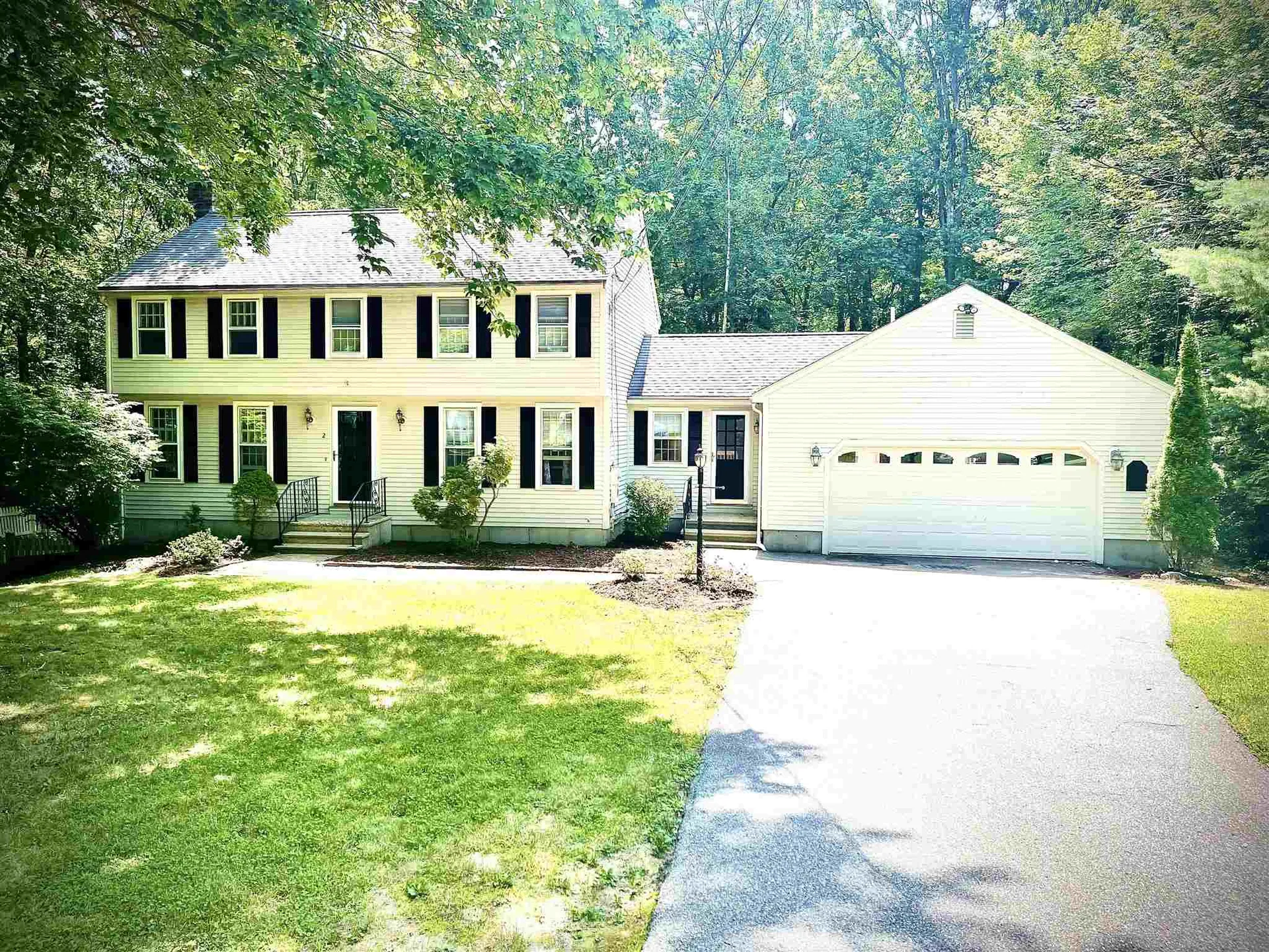 2 Brier Lane Derry NH 03038