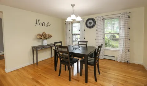 2 Brier Lane Derry NH 03038