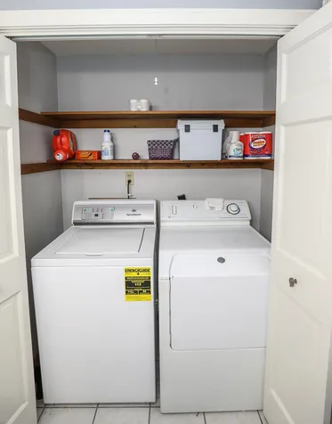 2 Brier Lane Derry NH 03038