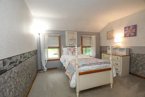 2 Brier Lane Derry NH 03038