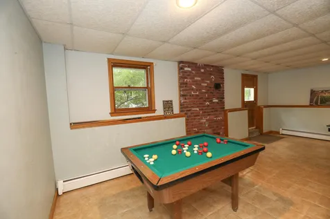 2 Brier Lane Derry NH 03038
