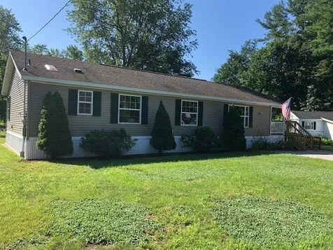 6 Lee Ann Street Nashua NH 03062